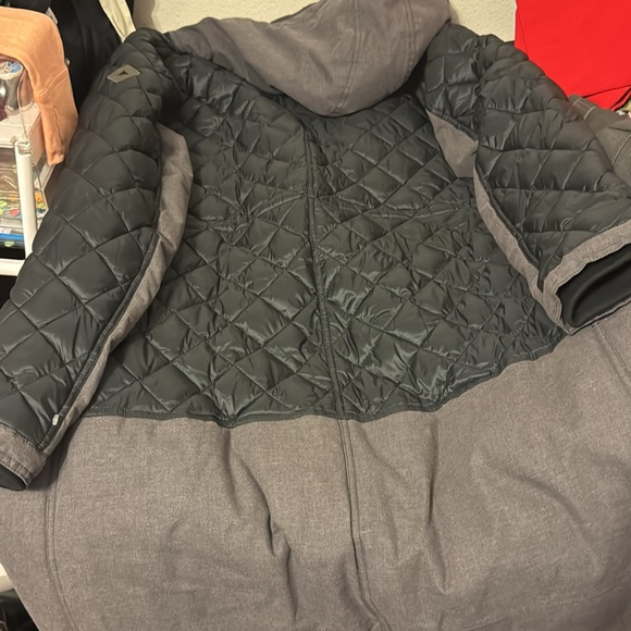 Burton men’s long jacket - Picture 7 of 9